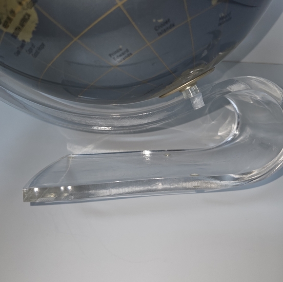 Vintage Replogle Diamond Marquise, Silver and Gold Globe with Clear Stand - Picture 6 of 11